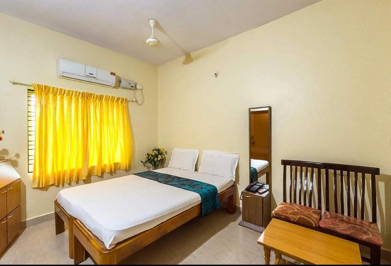 Dhenu Atithya Hotel Māvalli Eksteriør billede
